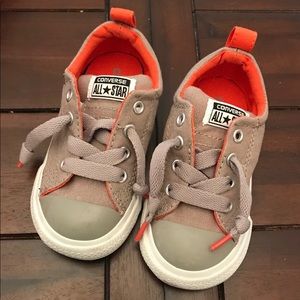 Toddler boy Converse size 7